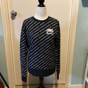 ROOTS BLACK & WHITE PULLOVER SWEATER